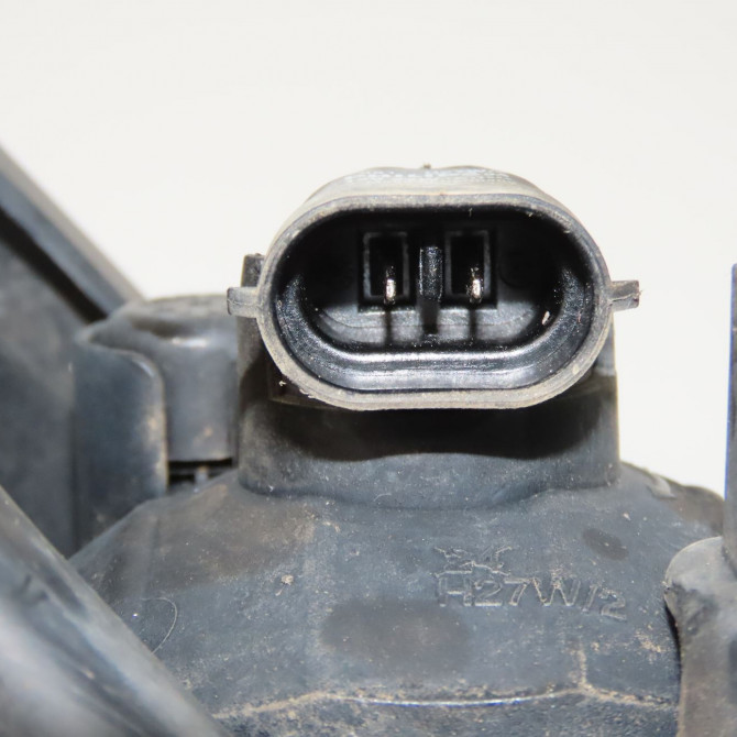 Phare antibrouillard avant gauche occasion HYUNDAI I 30 I Phase 2 07-2010->05-2012 1.6 CRDI 115ch 922012R500 3