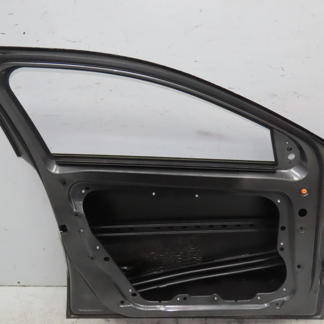 Porte avant gauche occasion MERCEDES CLASSE A III phase 2 06-2015->... A160 1.5 D 90ch 1767200105 2