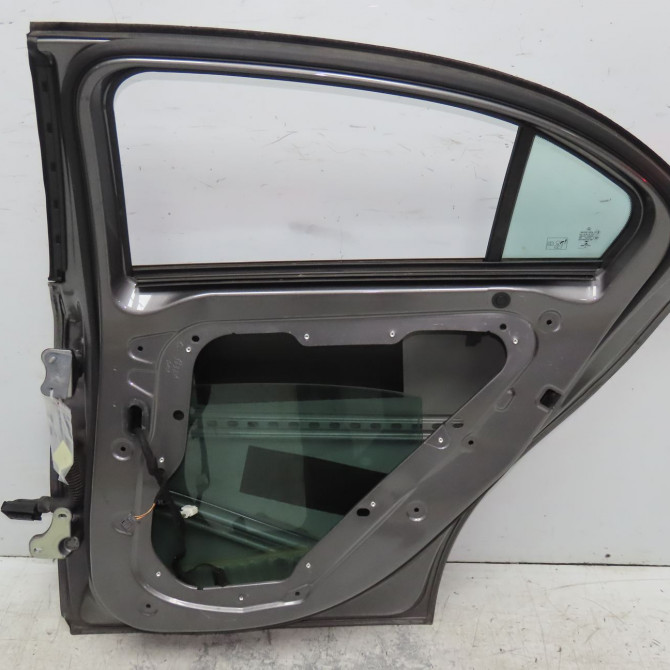 Porte arrière droite occasion MERCEDES CLASSE A III phase 2 06-2015->... A160 1.5 D 90ch 1767300205 2