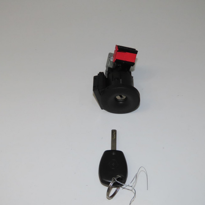 Antivol de direction occasion RENAULT CLIO III Phase 1 09-2005->03-2009 1.5 DCI 85ch 7701208408 1