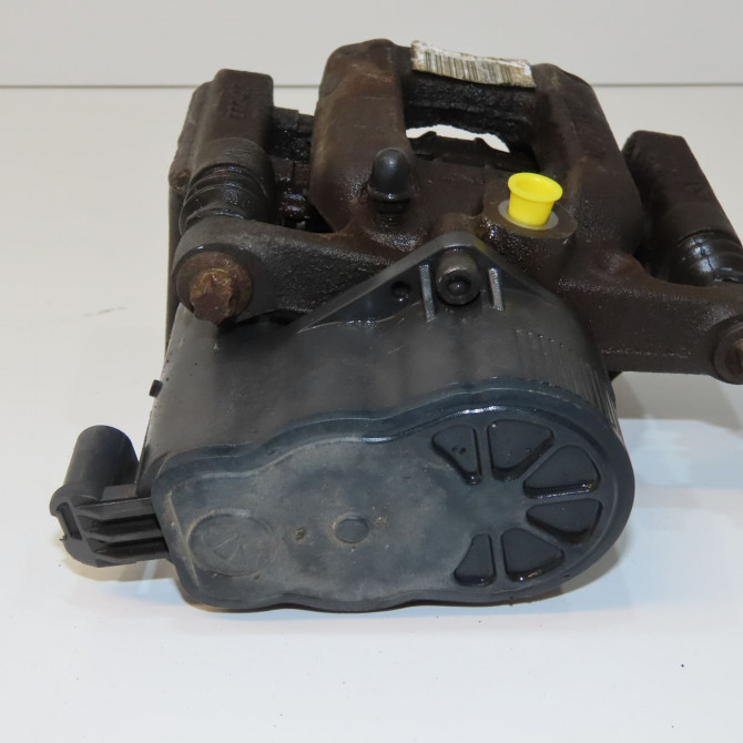 Etrier de frein arrière droit occasion PEUGEOT 3008 II Phase 1 04-1995->04-1999 1.6 BlueHDI 120ch 1608998980 3