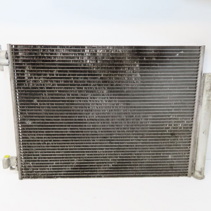 Condenseur clim occasion RENAULT CLIO IV Phase 1 07-2012->... 1.2i 120ch 921006843R 1