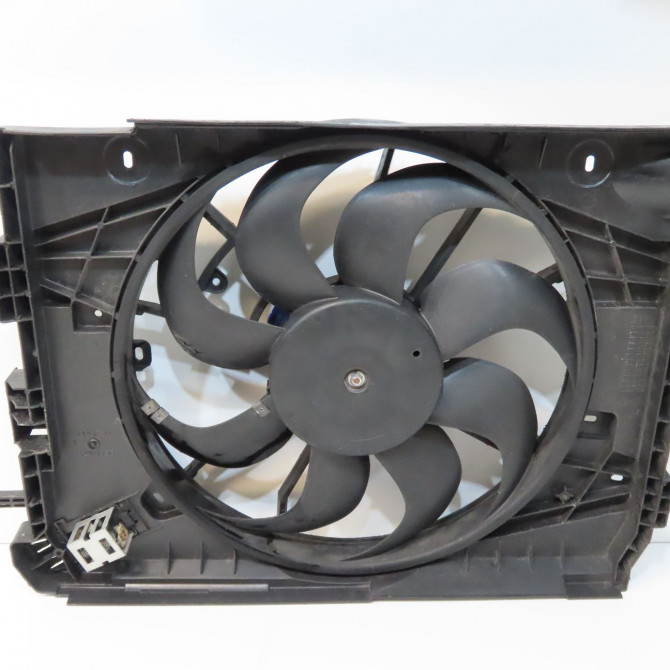 Ventilateur de refroidissement occasion RENAULT CLIO IV Phase 1 07-2012->... 1.2i 120ch 214816703R 1