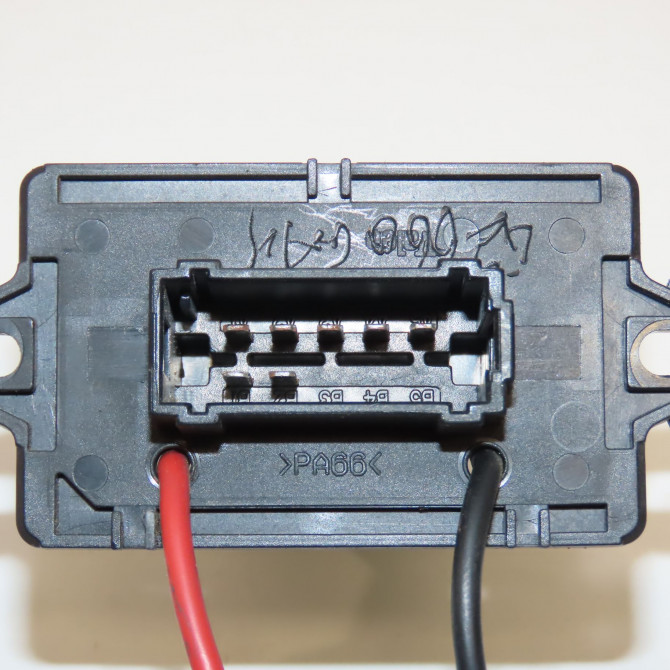 Resistance de chauffage occasion RENAULT CLIO III Phase 1 09-2005->03-2009 1.5 DCI 70ch 7701209803 3