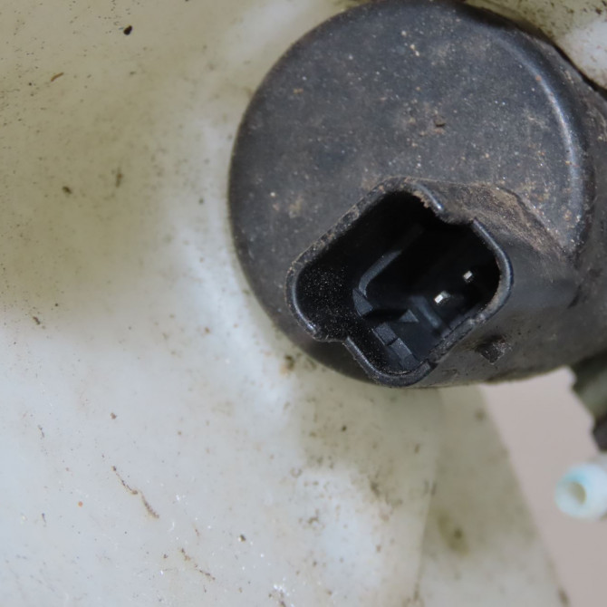 Reservoir lave-glace avant occasion NISSAN QASHQAI II Phase 1 02-2014->... 289104EA0A 3