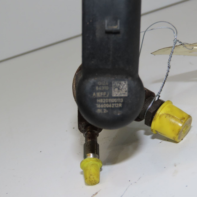 Injecteur occasion RENAULT MEGANE III Phase 2 01-2012->06-2014 1.5 DCI 110ch 166006212R 3