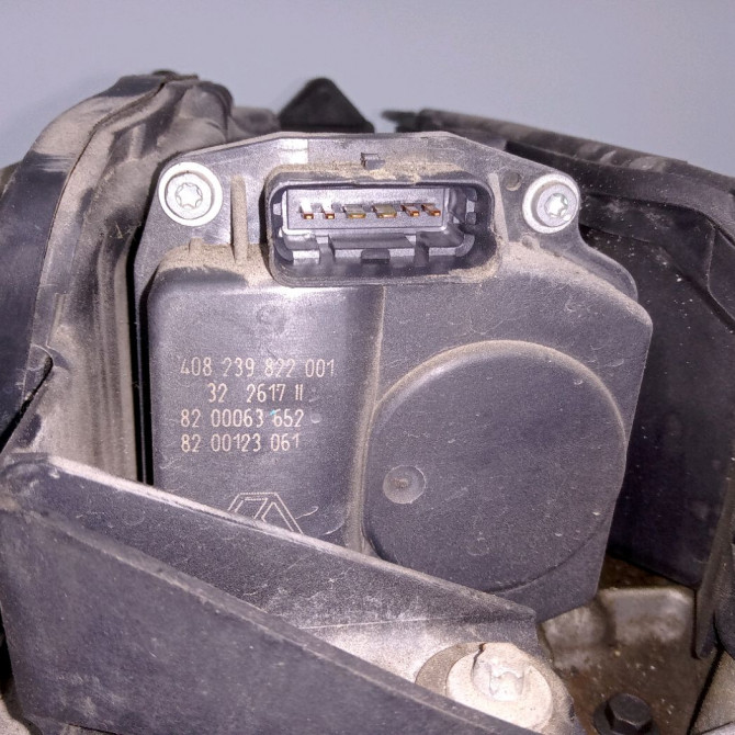 Moteur essence occasion RENAULT MEGANE II Phase 2 01-2006->06-2009 1.6i 16v 110ch 7701478350 5