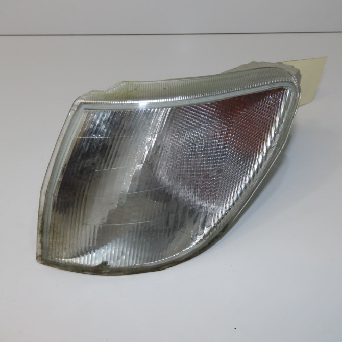 Clignotant gauche occasion PEUGEOT 306 Phase 1 09-1994->03-1997 1.9 D 630323 1
