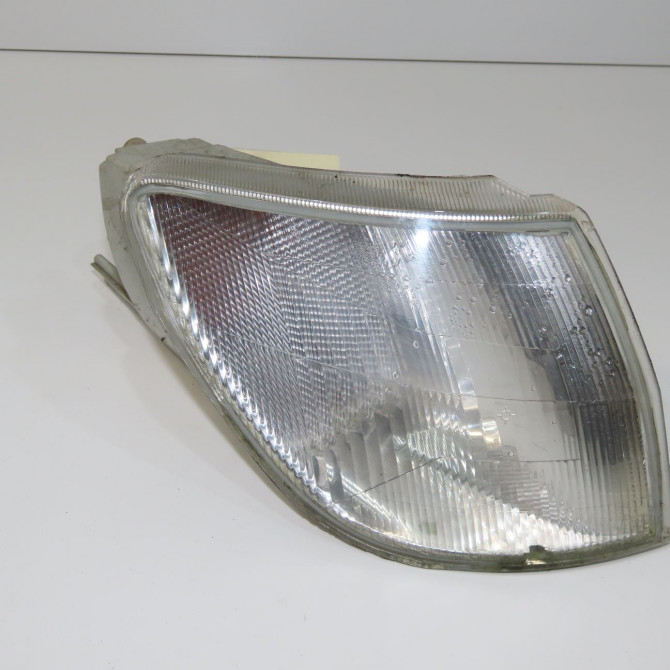 Clignotant droit occasion PEUGEOT 306 Phase 1 09-1994->03-1997 1.9 D 630324 1
