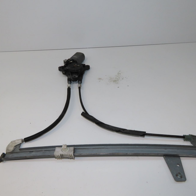 Mecanisme + moteur lève-glace avant droit occasion PEUGEOT 306 Phase 1 09-1994->03-1997 1.9 D 9222K7 2