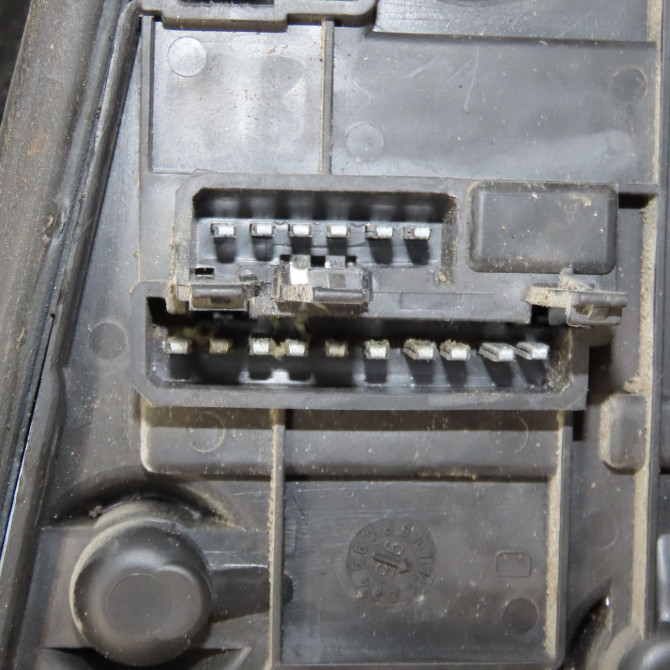 Feu arrière droit occasion PEUGEOT 306 Phase 1 09-1994->03-1997 1.9 D 635195 3