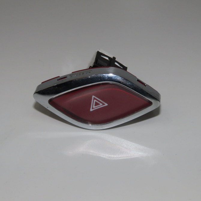 Bouton de warning occasion CITROEN C3 II Phase 2 03-2013->12-2016 1.2i 82ch 6490CY 1