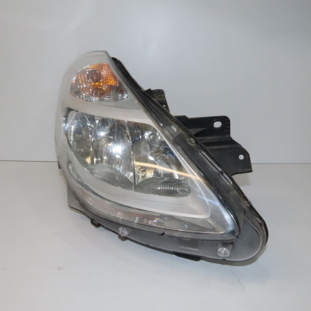 Phare droit occasion RENAULT CLIO III Phase 1 04-1995->04-1999 1.5 DCI 90ch 260103749R