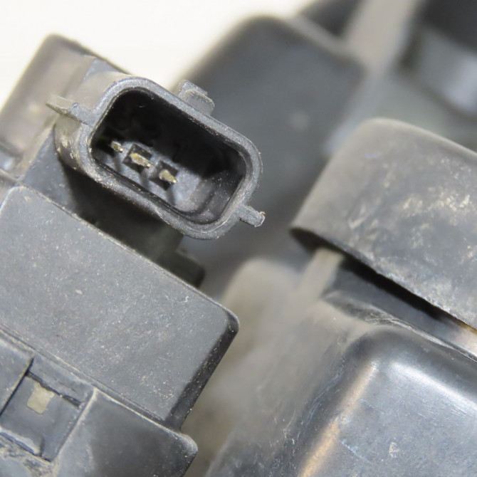 Phare droit occasion RENAULT CLIO III Phase 1 04-1995->04-1999 1.5 DCI 90ch 260103749R 4