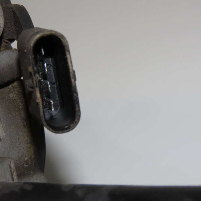 Moteur essuie-glace avant occasion MERCEDES CLASSE A III phase 2 06-2015->... A160 1.5 D 90ch 1768200040 4