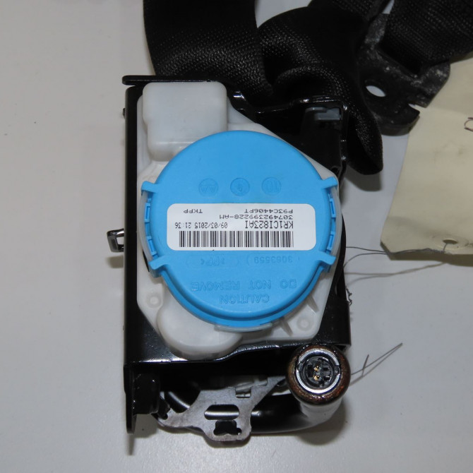 Ceinture arrière gauche occasion MERCEDES CLASSE A III phase 2 06-2015->... A160 1.5 D 90ch 17686023859C94 4