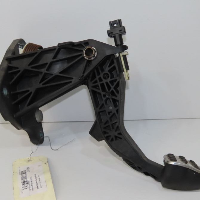 Pedale embrayage occasion MERCEDES CLASSE A III phase 2 06-2015->... A160 1.5 D 90ch 2462906001 2