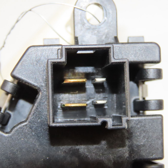 Resistance de chauffage occasion MERCEDES CLASSE A III phase 2 06-2015->... A160 1.5 D 90ch 2468300261 4