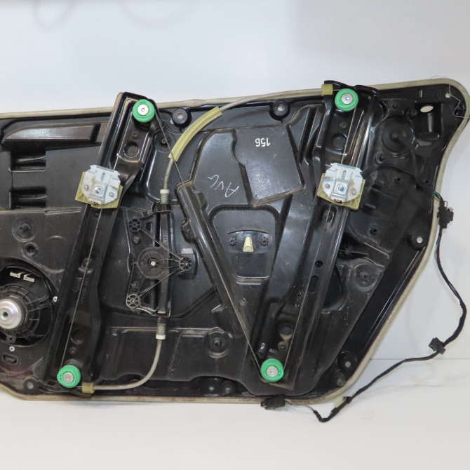 Mecanisme + moteur lève-glace avant droit occasion MERCEDES CLASSE A III phase 2 06-2015->... A160 1.5 D 90ch 1767200279 2