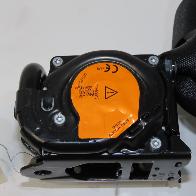 Ceinture arrière droite occasion MERCEDES CLASSE A III phase 2 06-2015->... A160 1.5 D 90ch 17686023859C94 3