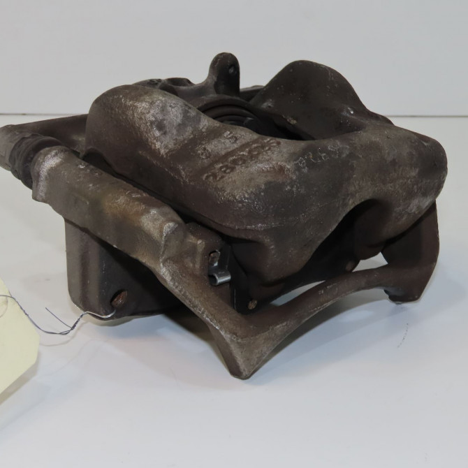 Etrier de frein avant droit occasion MERCEDES CLASSE A III phase 2 06-2015->... A160 1.5 D 90ch 4217481 2