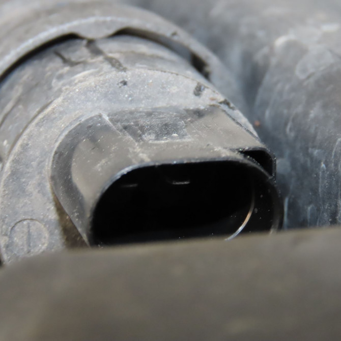 Reservoir lave-glace avant occasion MERCEDES CLASSE A III phase 2 06-2015->... A160 1.5 D 90ch 2468690220 5