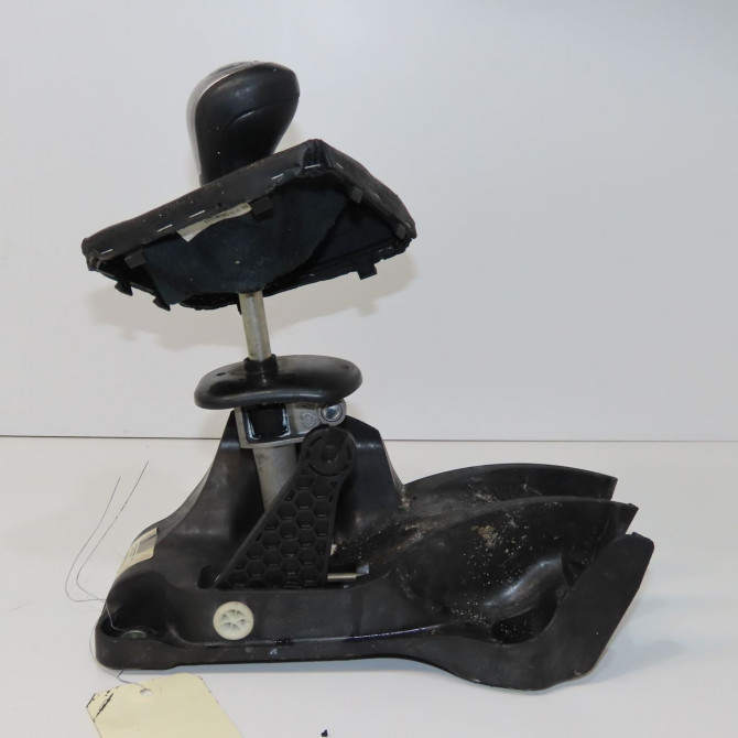 Levier de vitesses occasion MERCEDES CLASSE A III phase 2 06-2015->... A160 1.5 D 90ch 1763602600 3