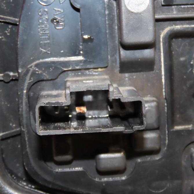 Feu arrière droit occasion PEUGEOT 206 Phase 1 09-1998->03-2009 1.4i 6351P1 3