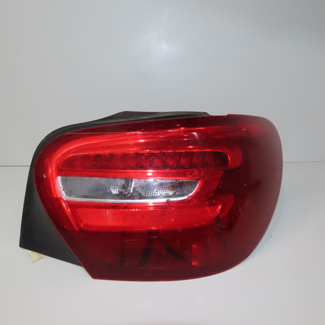 Feu arrière droit occasion MERCEDES CLASSE A III phase 2 06-2015->... A160 1.5 D 90ch 1769064900 1