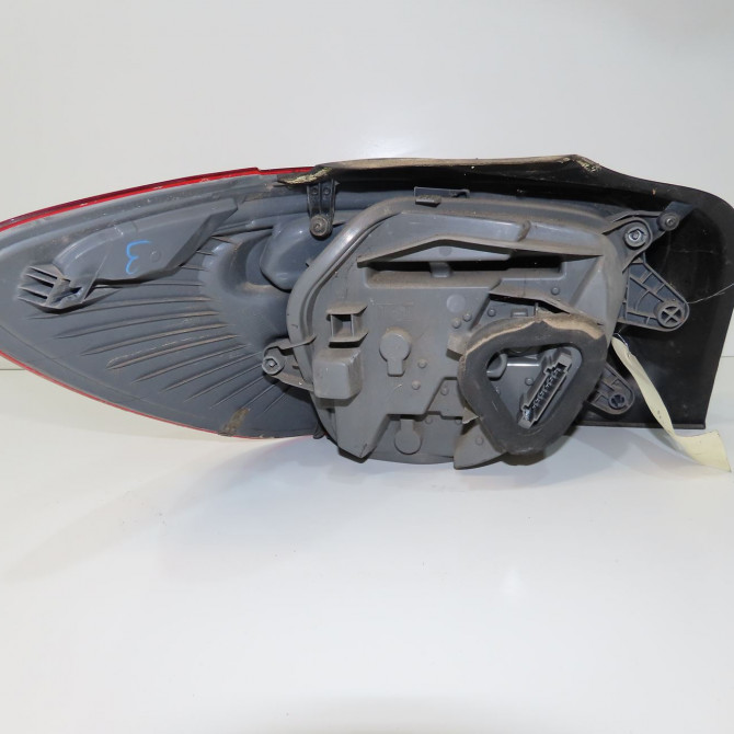 Feu arrière droit occasion MERCEDES CLASSE A III phase 2 06-2015->... A160 1.5 D 90ch 1769064900 2