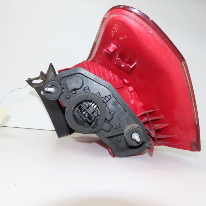 Feu arrière gauche occasion CITROEN C5 II Phase 1 04-2008->... 2.0 HDi 138ch 6351EW 2