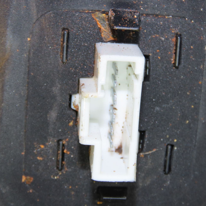 Feu arrière droit occasion CITROEN C3 II Phase 2 03-2013->12-2016 1.2i 82ch 9803928480 3