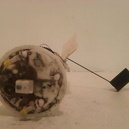Pompe à carburant immergée occasion RENAULT MEGANE II Phase 1 09-2003->12-2005 8200288808