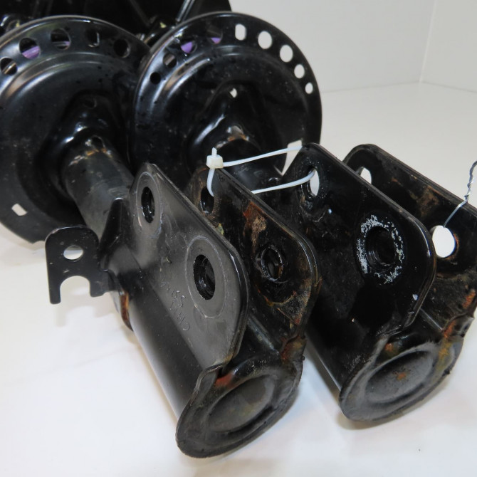 Amortisseur avant droit occasion CITROEN 9849122880 2