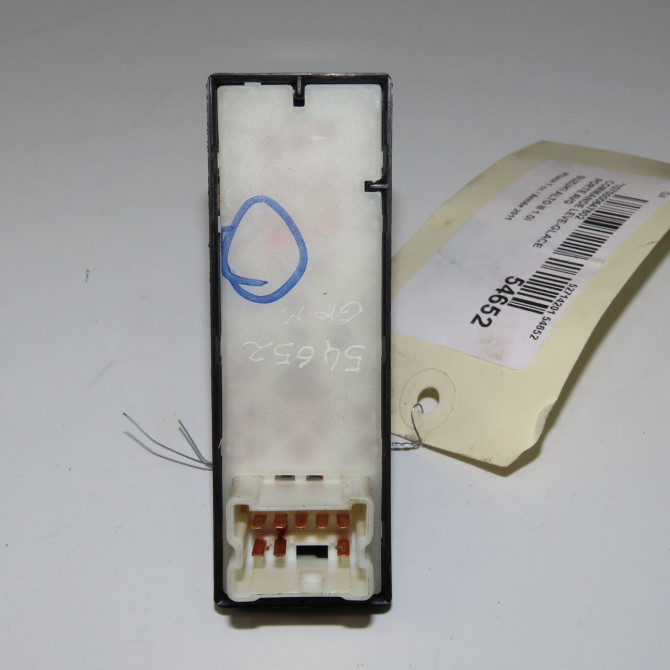 Commande lève-glace porte avant gauche occasion SUZUKI ALTO III Phase 1 01-2009->... 1.0i 37995M68K00000 2