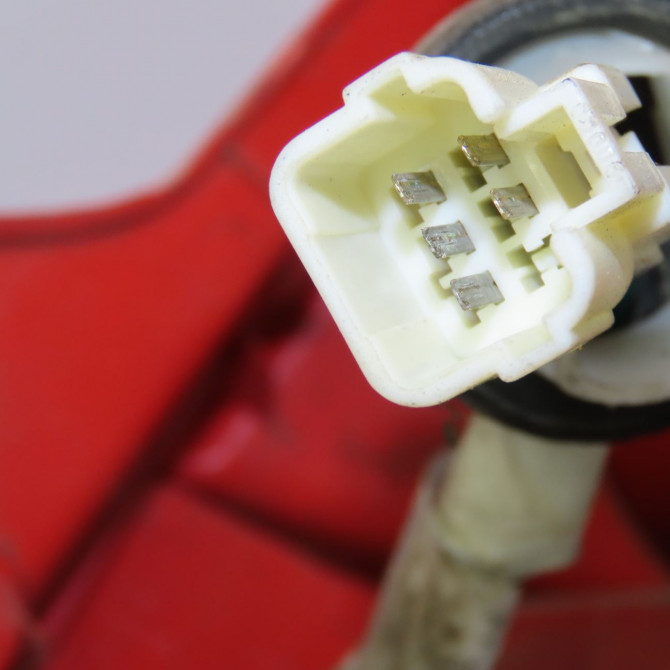 Feu arrière gauche occasion SUZUKI ALTO III Phase 1 01-2009->... 1.0i 35671M68K10000 3