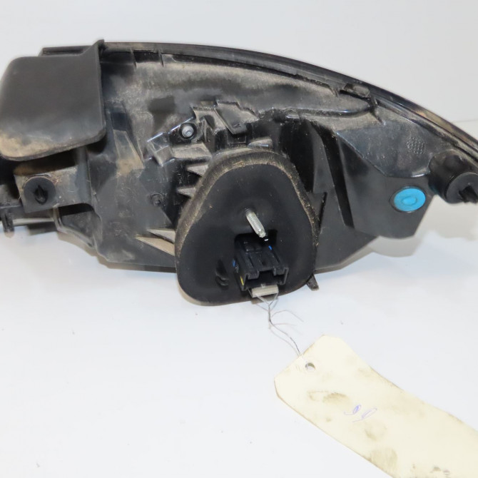 Feu arrière gauche occasion  9823216880 2