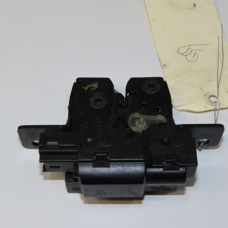 Serrure hayon occasion RENAULT CLIO III Phase 2 03-2009->12-2014 1.5 DCI 85ch 8200947699