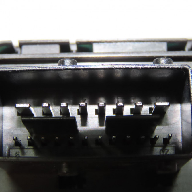 Commande lève-glace porte avant gauche occasion  96788264ZD 4