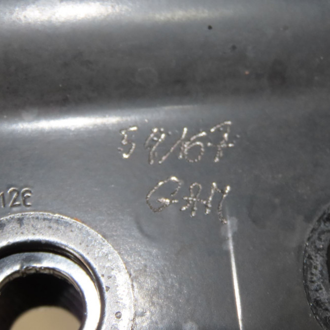 Amortisseur avant droit occasion  9831168980 7