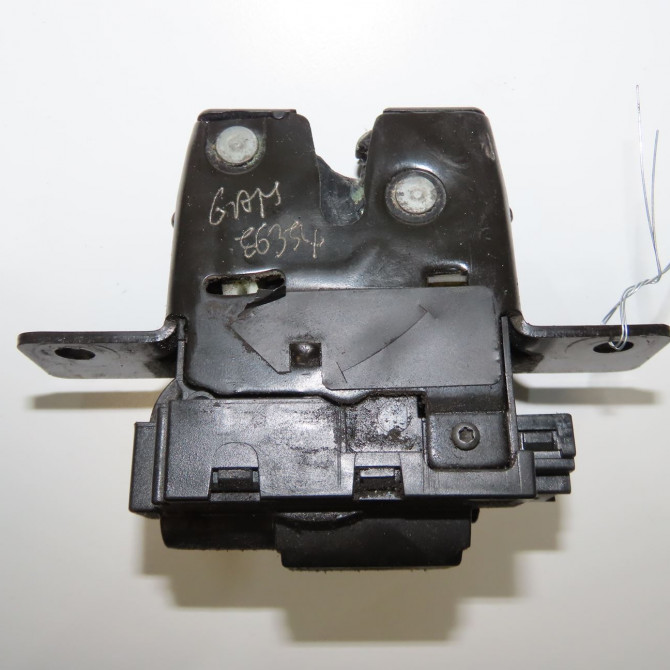 Serrure hayon occasion RENAULT CLIO III Phase 2 03-2009->12-2014 1.5 DCI 85ch 8200947699 1