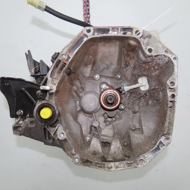 Boîte à vitesse mecanique occasion RENAULT CLIO III Phase 1 09-2005->03-2009 1.5 DCI 85ch 8200815546 1