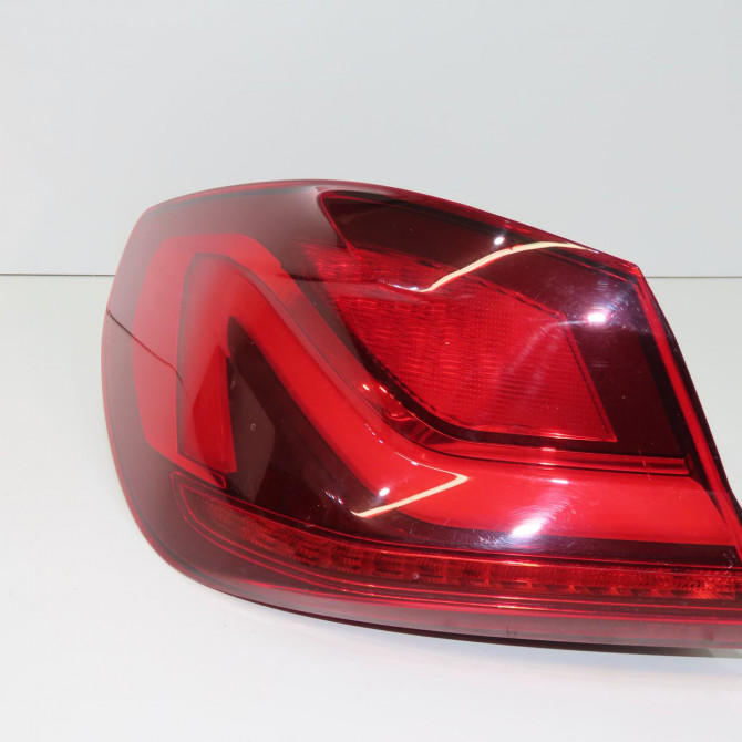 Feu arrière gauche occasion B.M.W. 63217450643 1