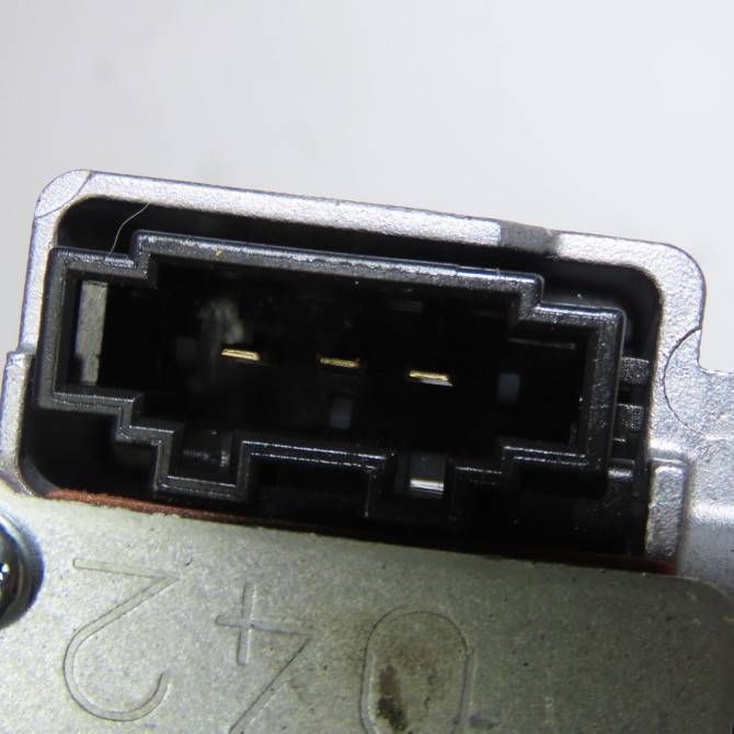 Moteur essuie-glace arrière occasion B.M.W. 67638495516 3