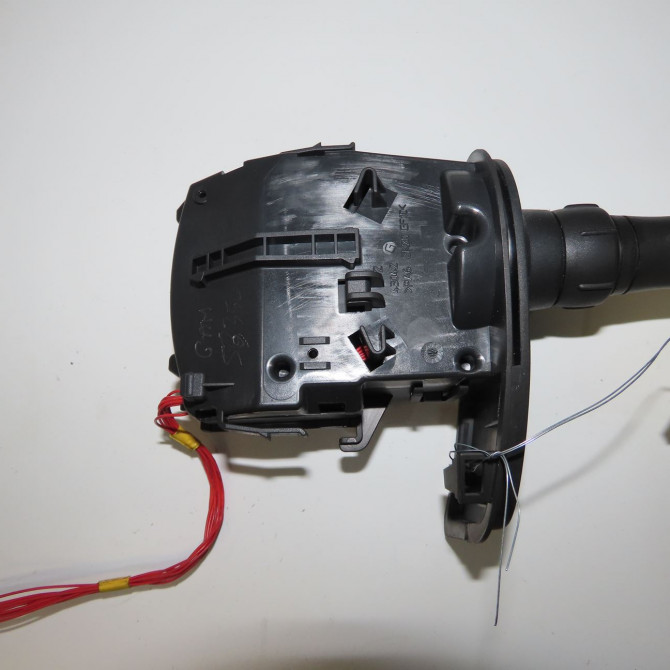 Commande clignotant occasion RENAULT CLIO III Phase 2 03-2009->12-2014 1.5 DCI 85ch 255405605R 2