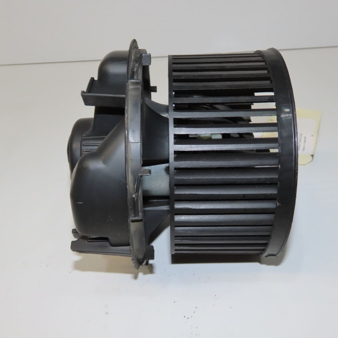 Ventilateur de chauffage occasion RENAULT CLIO III Phase 2 03-2009->12-2014 1.5 DCI 85ch 7701062226 4