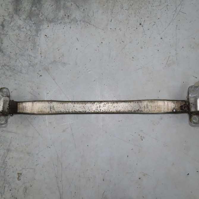 Renfort pare-choc avant occasion RENAULT SCENIC II Phase 2 09-2006->04-2009 1.5 DCI 85ch 8200534784 2