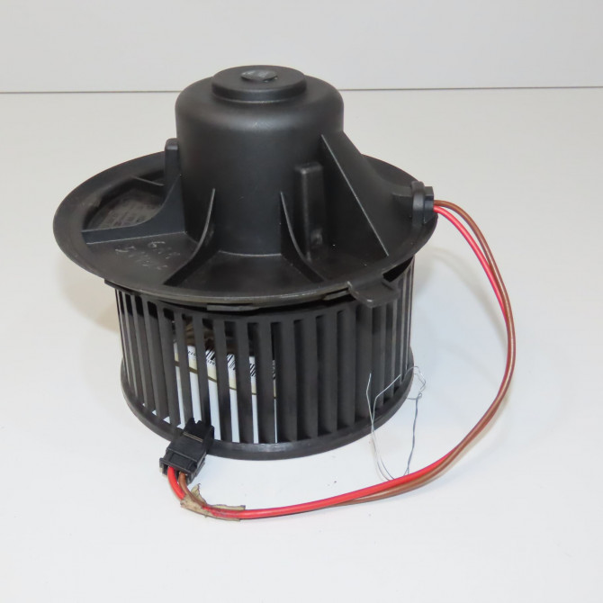 Ventilateur de chauffage occasion RENAULT TWINGO I Phase 3 08-2000->06-2007 1.2i 8v 60ch 7701046084 1