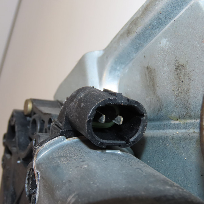 Mecanisme + moteur lève-glace avant droit occasion RENAULT TWINGO I Phase 1 04-1993->08-1998 1.2i 60ch 8200051780 3