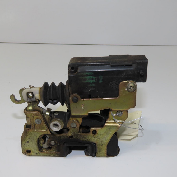 Serrure porte avg occasion RENAULT TWINGO I Phase 3 08-2000->06-2007 1.2i 7701058530 2